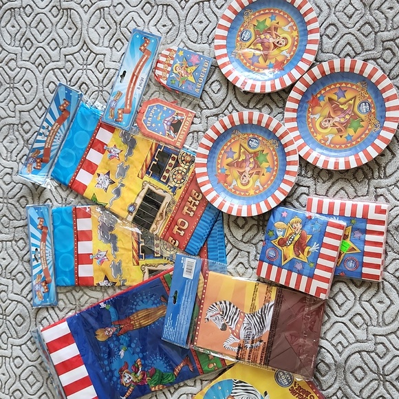 Michaels Party Supplies Zirkus Clown Party Supplies Lot Poshmark